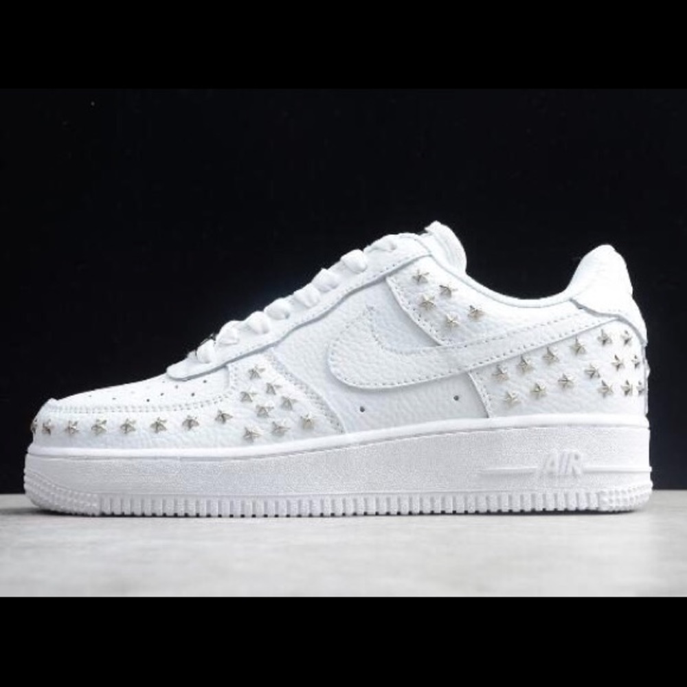Star Studded Nike Air Force 1 Wmns 8 LE
